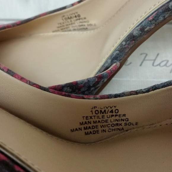 Jessica Simpson Shoes - Picture 4 of 5